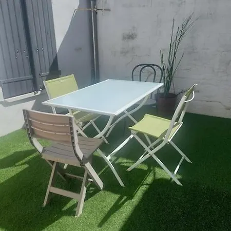 Appartement Un Pied A Terre Dans La Citadelle à Le Château-dʼOléron Extérieur photo